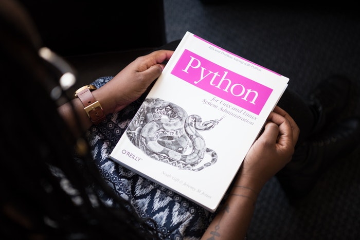 【プログラミングスクール】Pythonで転職したい人には.proがおすすめかも！